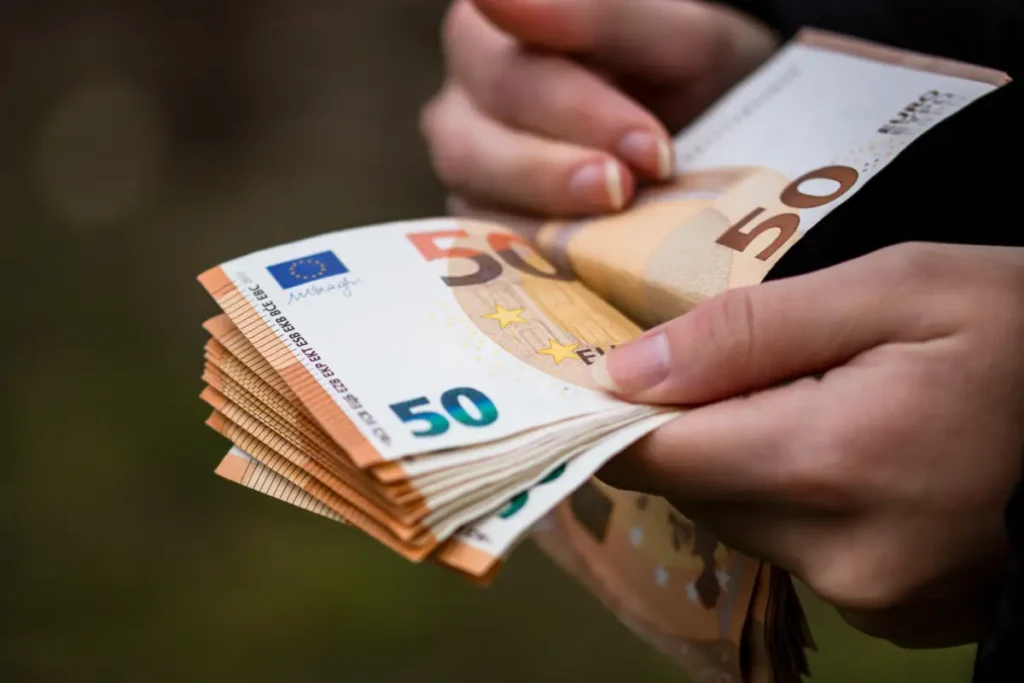 Come guadagnare vendendo PDF online Come guadagnare vendendo PDF online