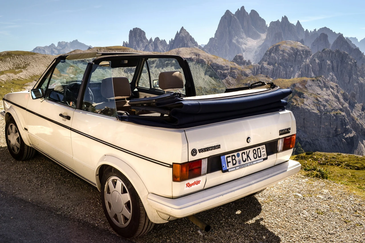Copertura della targa in auto: multe più pesanti. Scopri le nuove regole Immagine selezionata